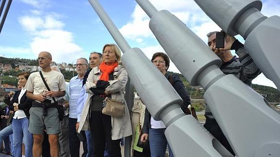 Los vecinos no se han querido perder la inauguración. 