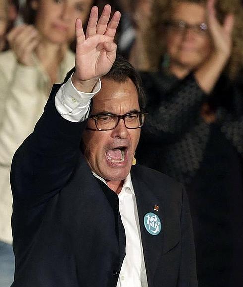 Artur Mas durante su intervención en el mitin de final de campaña para las elecciones catalanas. 
