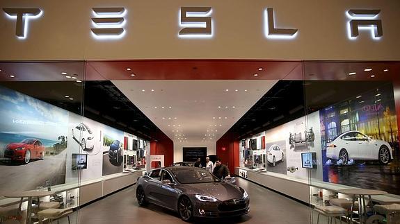 Tesla, compañía automovilística nacida en EE UU, se va a aprovechar de los recientes problemas del diésel.