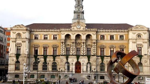 El Ayuntamiento de Bilbao.