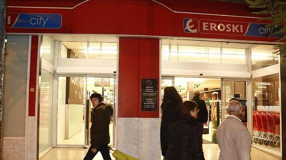 Un establecimiento de Eroski en Vitoria.