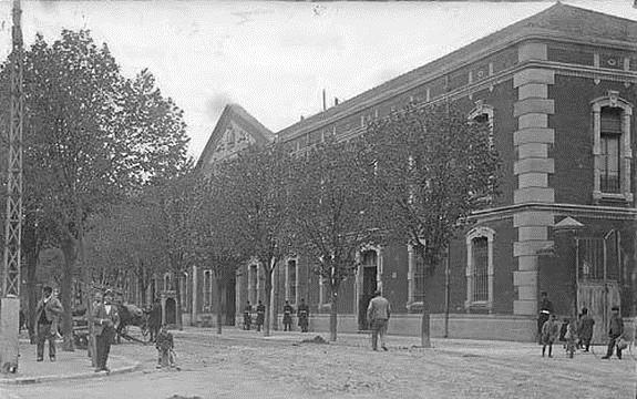 Cuartel de Artillería, en la futura calle Paz, hacia 1916.