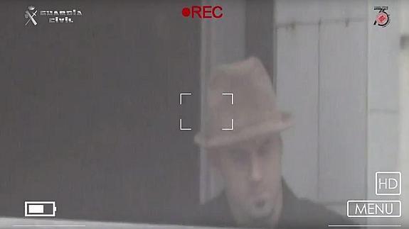 El que fuera jefe de ETA 'Txeroki', grabado por la Guardia Civil mientras se encontraba en la clandestinidad en Francia.
