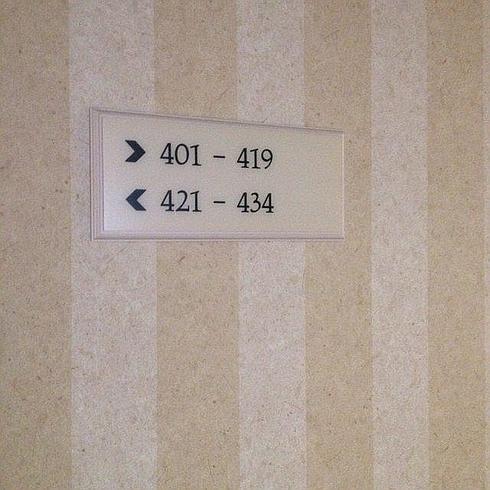 ¿Por qué en los hoteles no hay habitación 420?