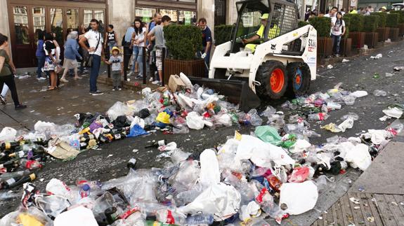 En 2015 se produjo un mínimo histórico, se recogieron 14.080 kilos de basura y 11.700 botellas