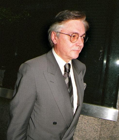 Francisco Paesa en 1995, tras la captura de Roldán.