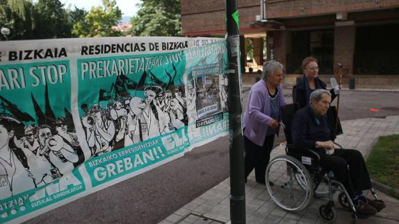 La huelga en las residencias de Bizkaia convocada por ELA durará catorce días.
