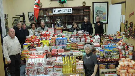 Edición anterior de la recogida de alimentos navideña.