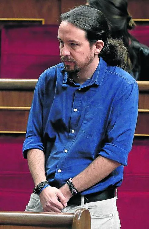 Pablo Iglesias, en su escaño del Congreso.