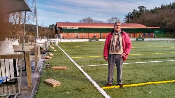 Los trabajos se están retrasando por culpa del mal tiempo. 