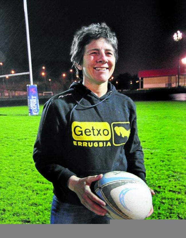 La entrenadora ha capitaneado la selección española. 