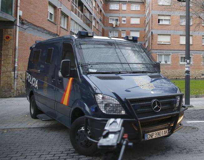 Una patrulla de la Policía Nacional durante una operación.