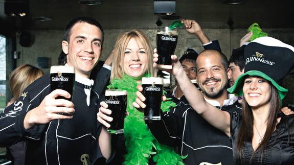 Celebración de Saint Patrick, en un pub de Vitoria.