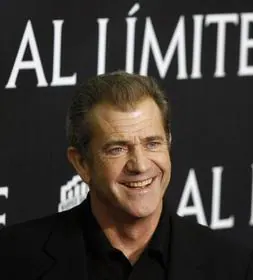 Mel Gibson presentó ayer en Madrid 'Al límite', que se estrena el 26 de febrero. /Reuters