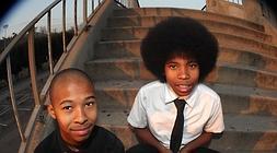 Vídeo 'Northern Lights', de The Bots.