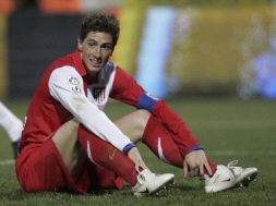 REFUERZO. Fernando Torres puede recalar en Inglaterra. / EFE