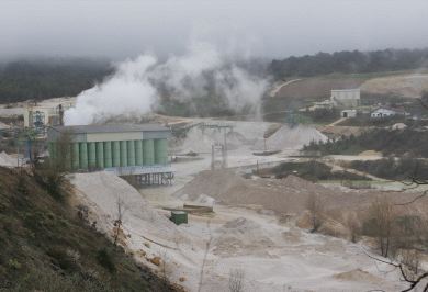 LAMINORIA. La cantera está situada entre los montes de Vitoria e Iturrieta. / RAFA GUTIÉRREZ
