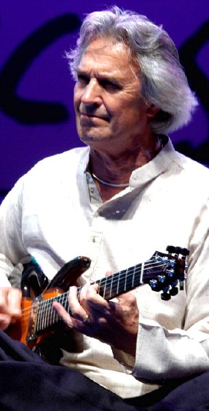 john mclaughlin al uno