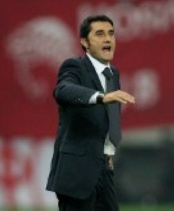 Valverde da instrucciones.