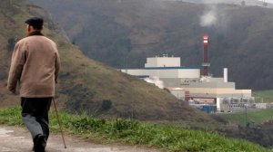 Los análisis encargados por Zabalgarbi en marzo del pasado año alertaron del creciente aumento de sustancias tóxicas en el subsuelo de la planta. ::                             MITXEL ATRIO