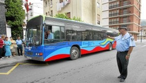 El Etxebarribus será gratuito a partir de la tarde. :: M. B.