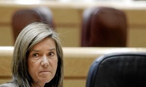 La ministra de Sanidad, Ana Mato, durante la sesión de control al Gobierno celebrada ayer. ::                         EFE