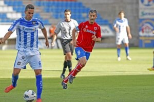 Nagore admite que el fútbol está muy mal, pero hoy disfrutará de este deporte en Anduva. ::
MARIO TEJEDOR