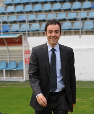 Aranzabal afronta una nueva temporada como presidente de la S. D. Eibar. ::
MORQUECHO