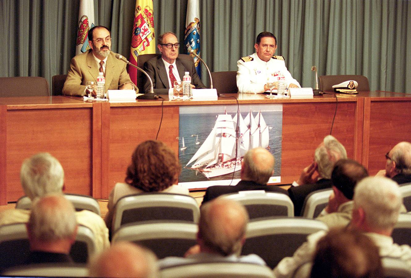 Conferencia de José Luis Casado Soto en el Ateneo de Santander, sobre "Santander y Cantabria con la Armada Española"