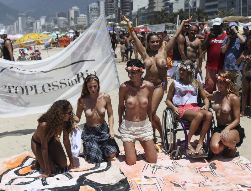 Rebelión al desnudo en la playa de Ipanema