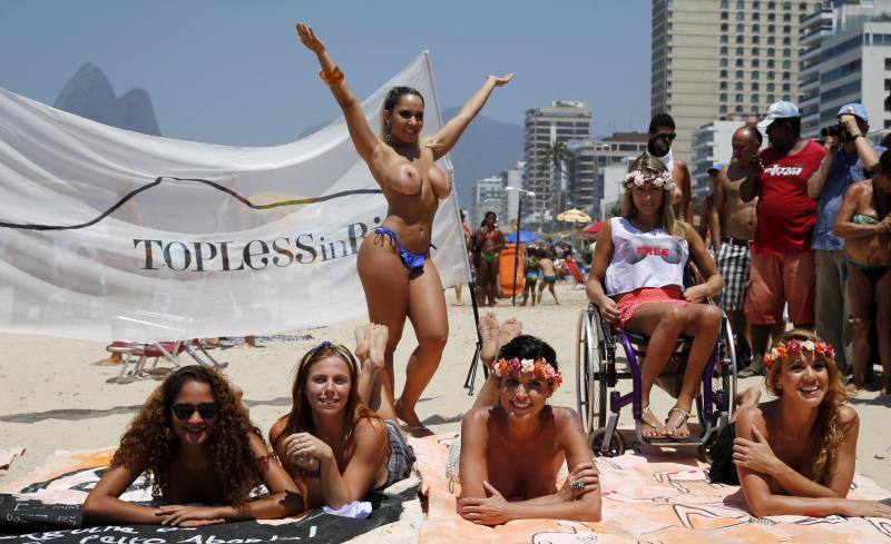 Rebelión al desnudo en la playa de Ipanema
