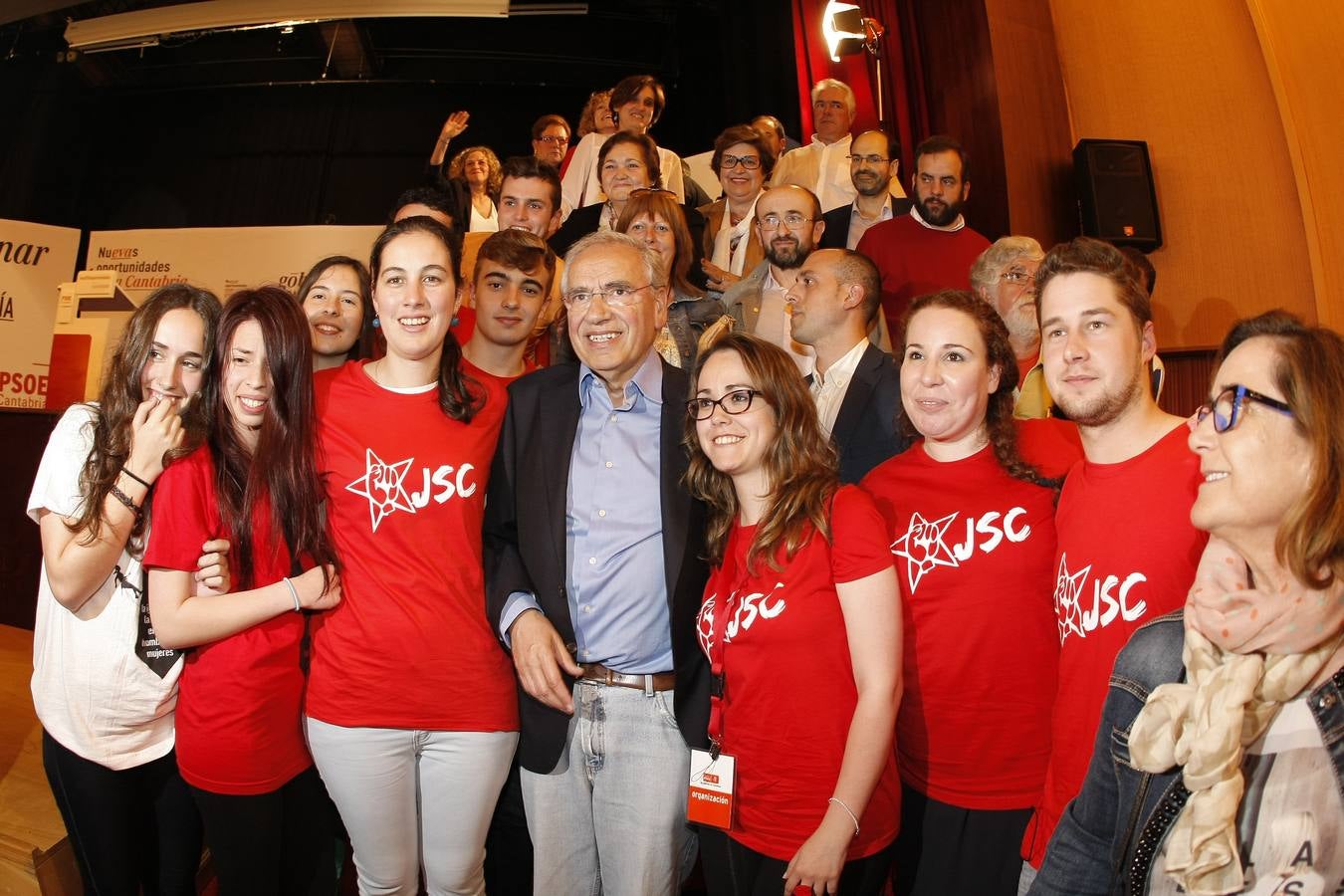 Mitin de Alfonso Guerra en Torrelavega