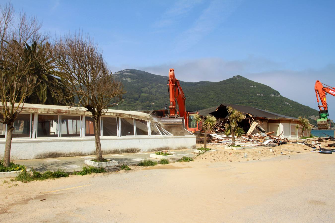 Desaparece el restaurante Barlovento de Laredo