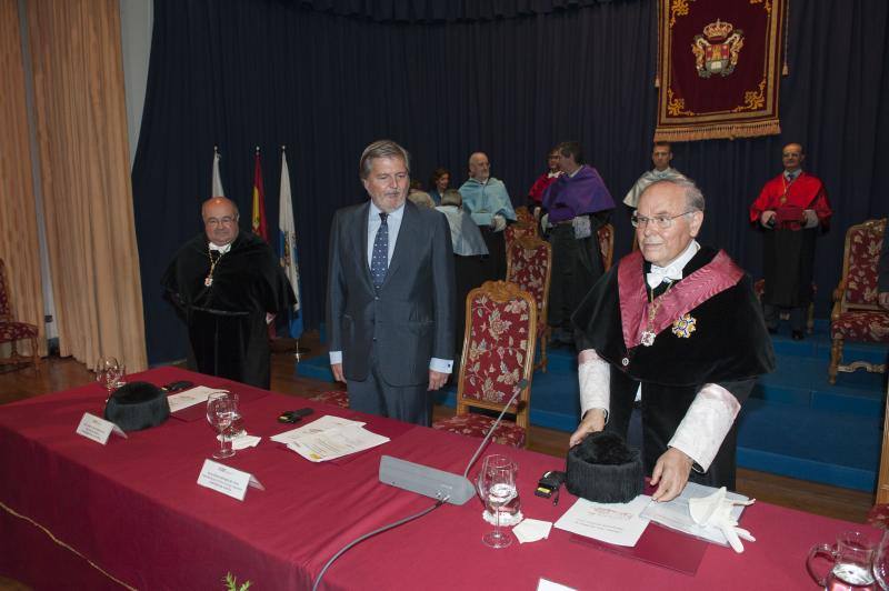 Inauguración de los cursos de verano de la UIMP, con Méndez Vigo