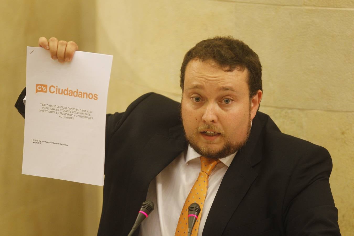 Pleno de investidura de Revilla como presidente de Cantabria
