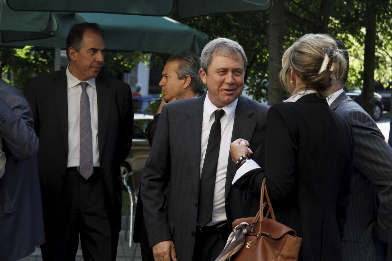 Multitudinario adiós a Armando Álvarez