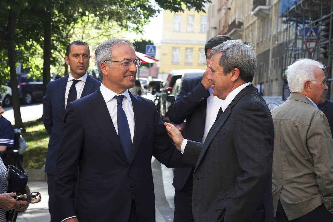 Multitudinario adiós a Armando Álvarez