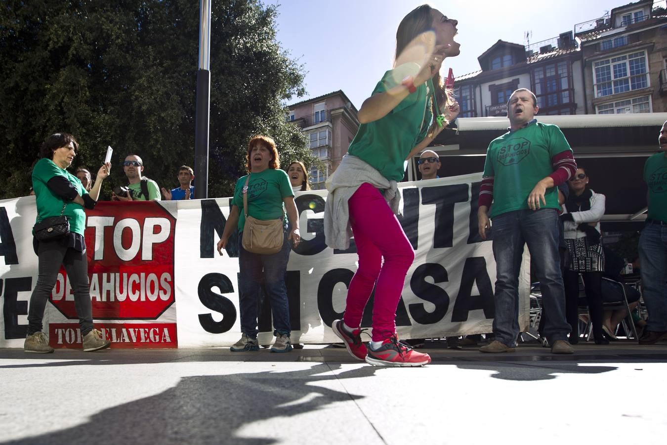Afectados por la Hipoteca toman una oficina de Liberbank
