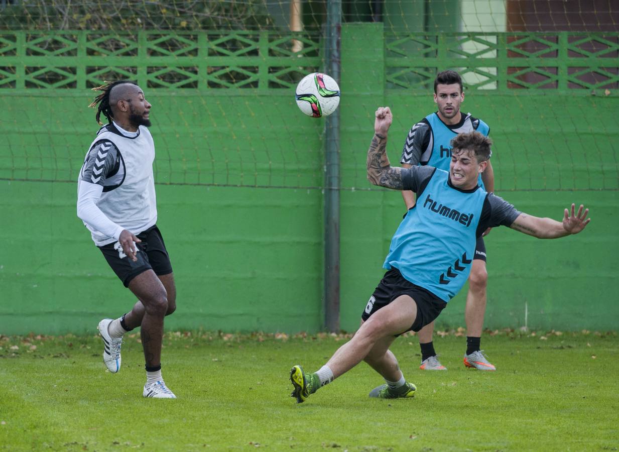 Tchité ya entrena con el Racing