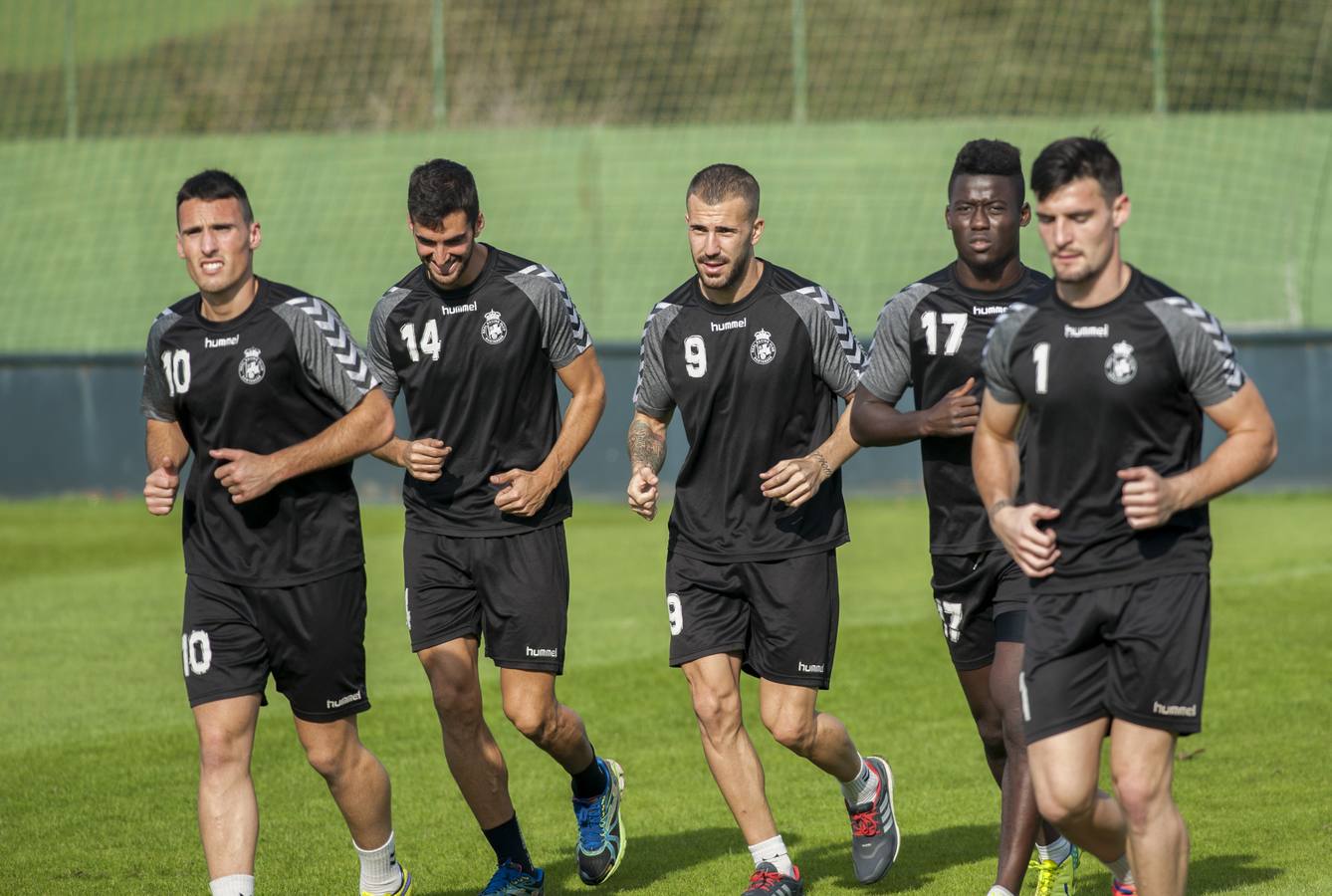 Tchité ya entrena con el Racing
