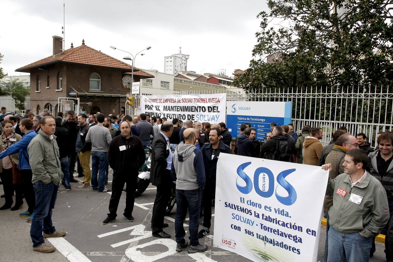 Concentración de trabajadores en Solvay