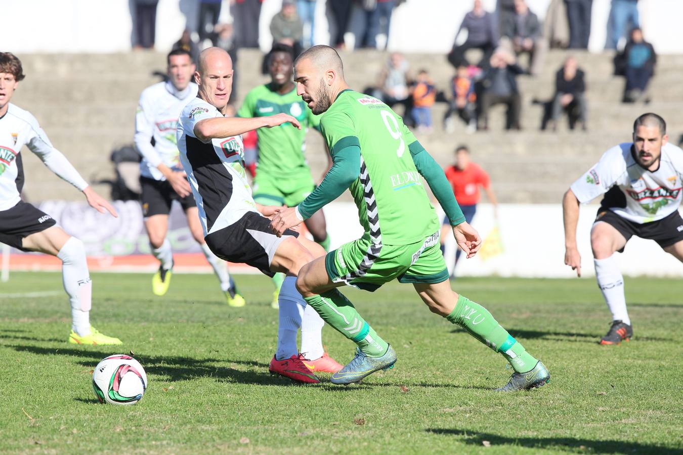 El Racing se hace fuerte
