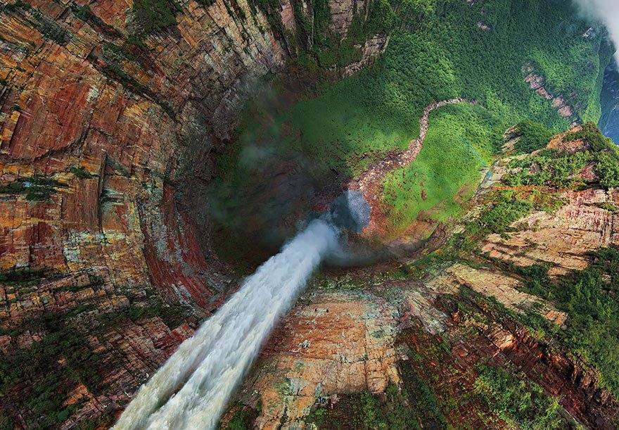 Cascada Churun-merú (Salto Ángel), Venezuela. Diferentes paisajes que ya son fascinantes desde tierra, pero que se vuelven más espectaculares todavía en estas tomas aéreas