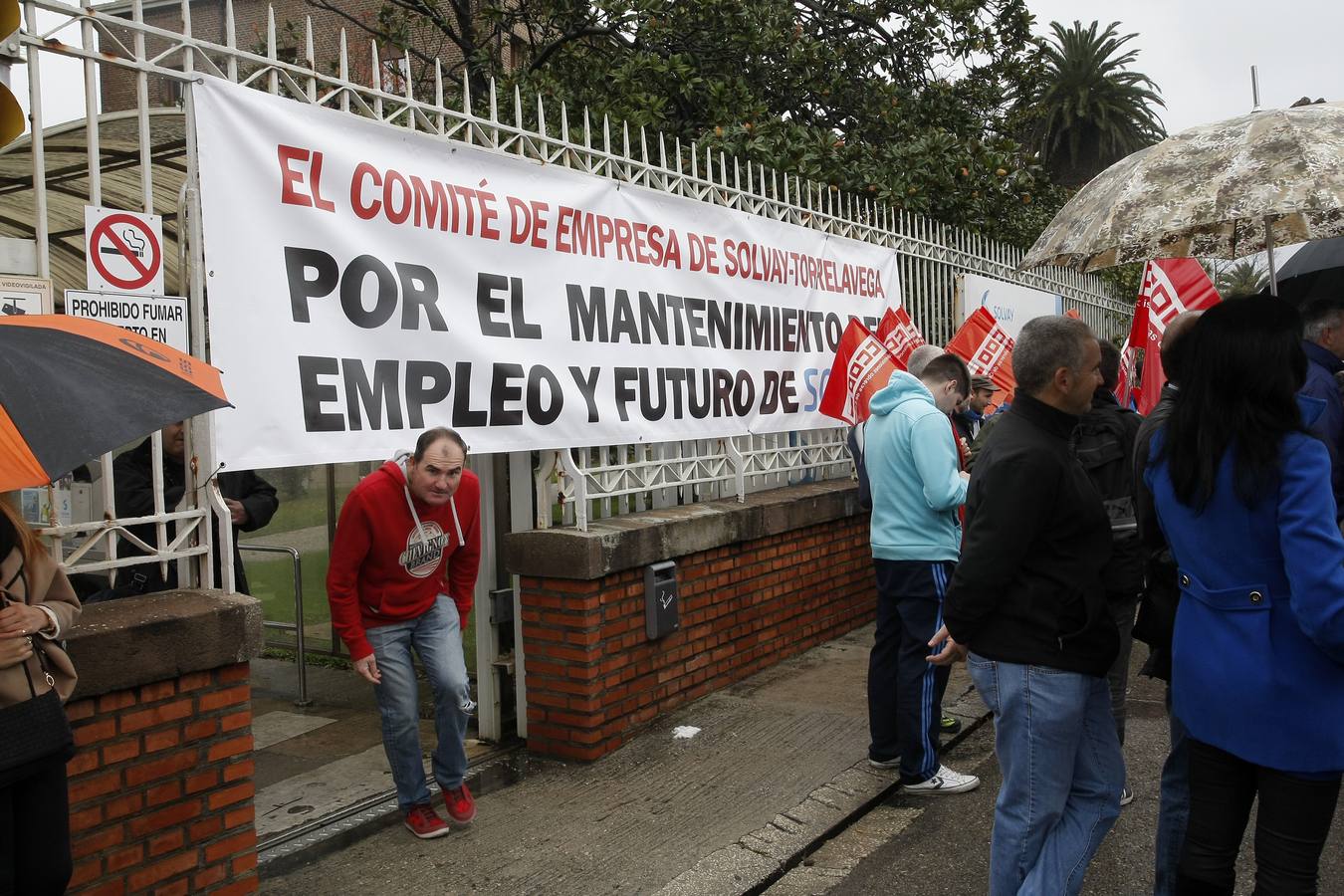 Concentración de los trabajadores de Solvay