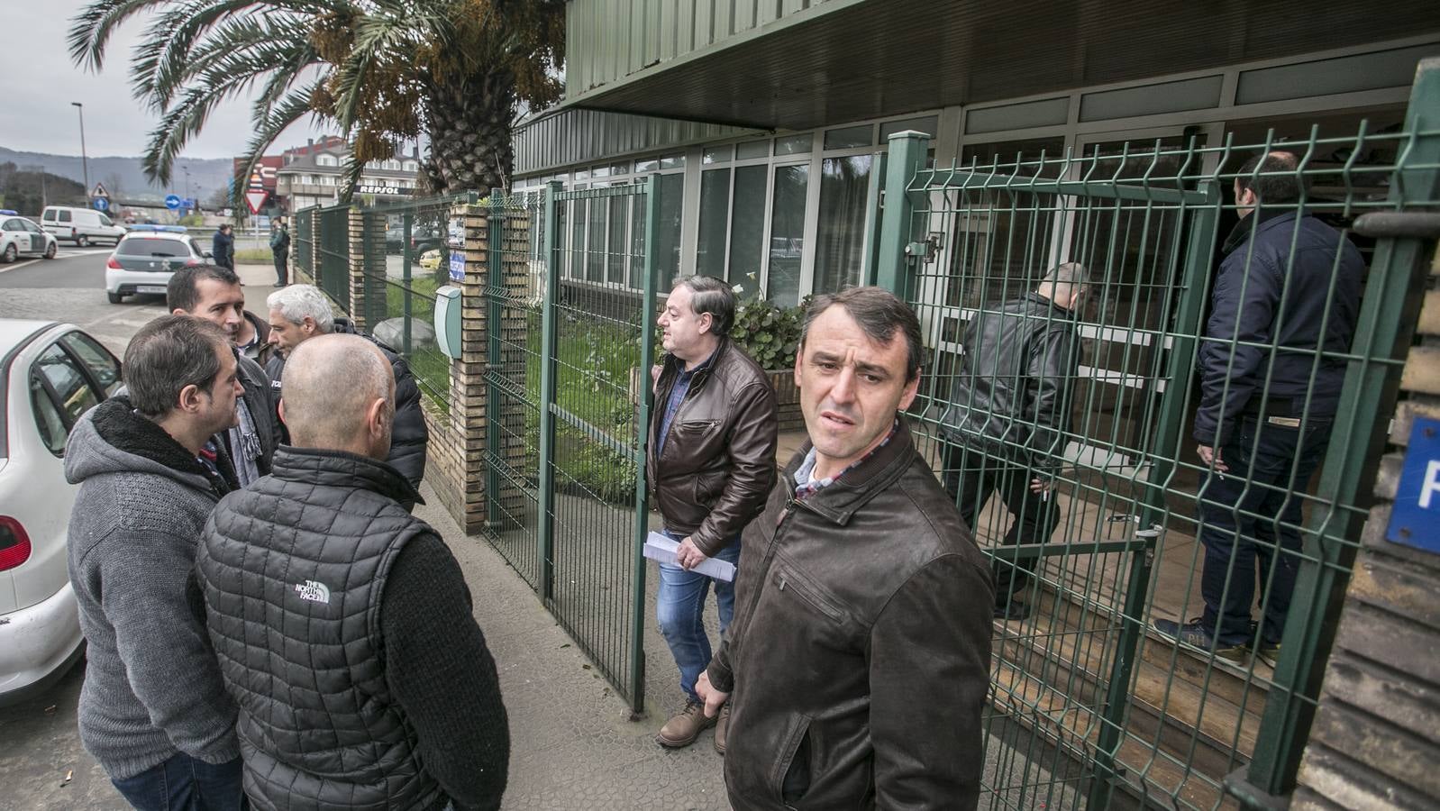 Los trabajadores de Ecomasa reciben las cartas de despido