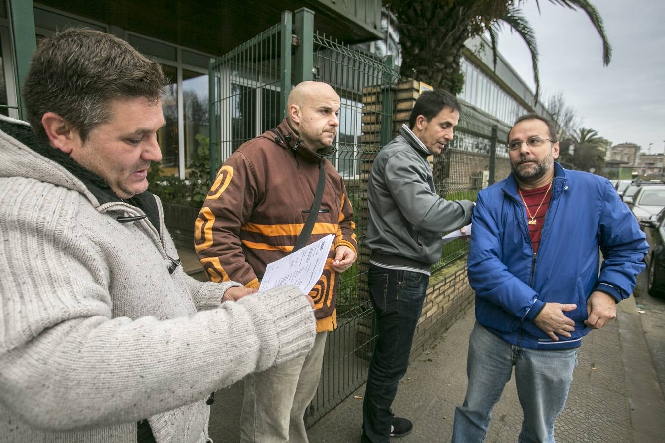 Los trabajadores de Ecomasa reciben las cartas de despido