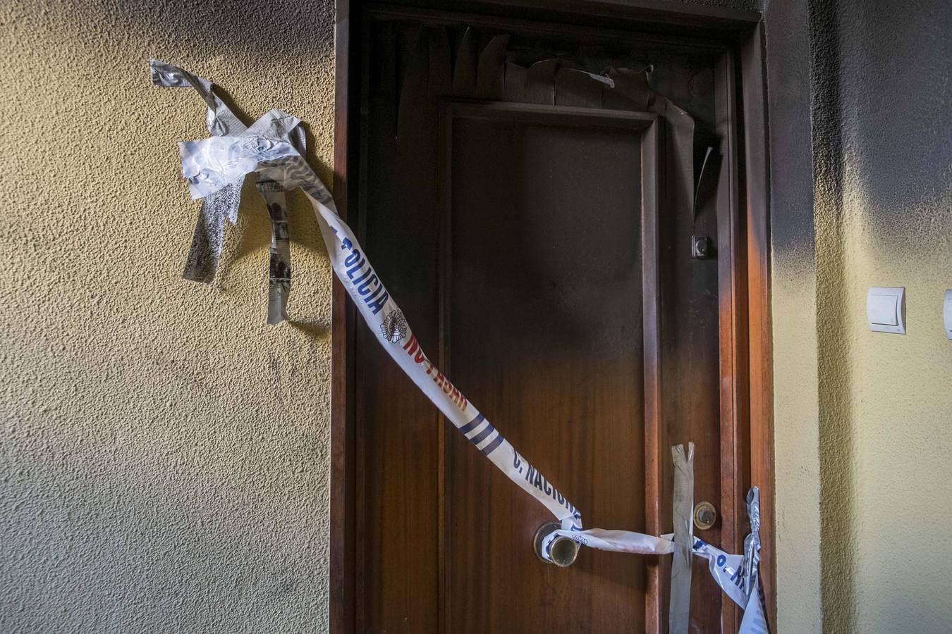 Un incendio desata el pánico en un edificio de Camilo Alonso Vega