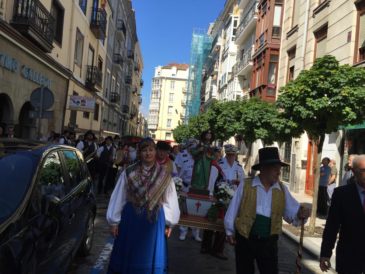 El centro gallego de Santander festeja Santiago