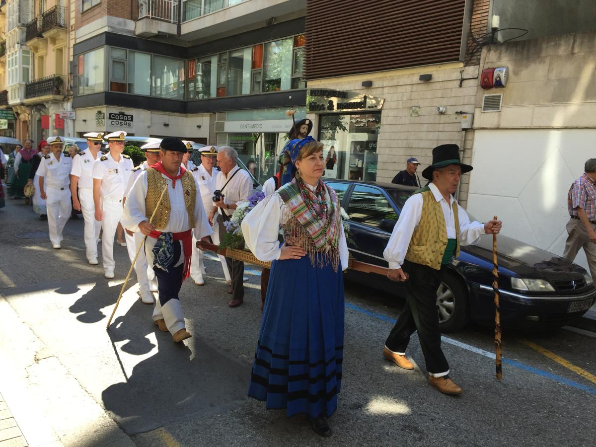 El centro gallego de Santander festeja Santiago