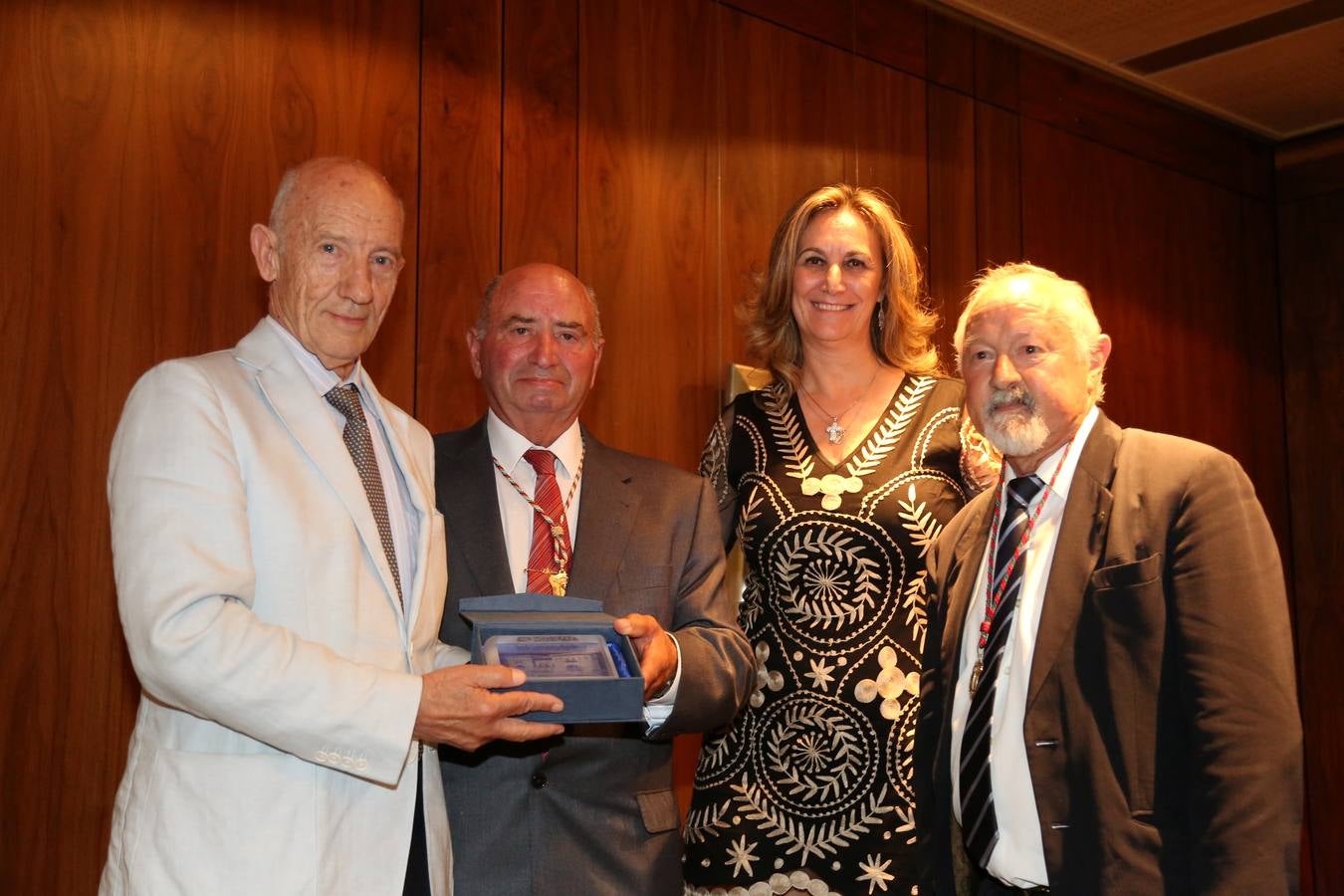 Emboques de Oro para los embajadores de Cantabria